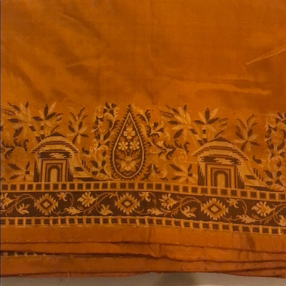 Final Sale- Indian Silk Saree - Picture 2 of 3